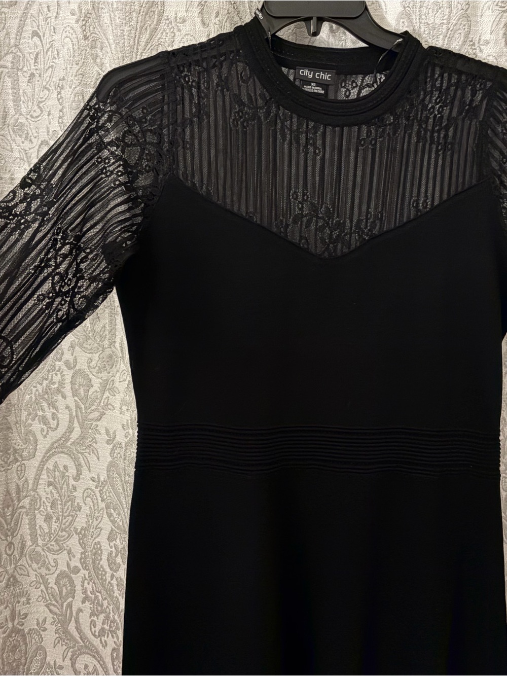 City Chic women’s Black knit Lace Panel long sleeve dress Sz 14w XS never worn